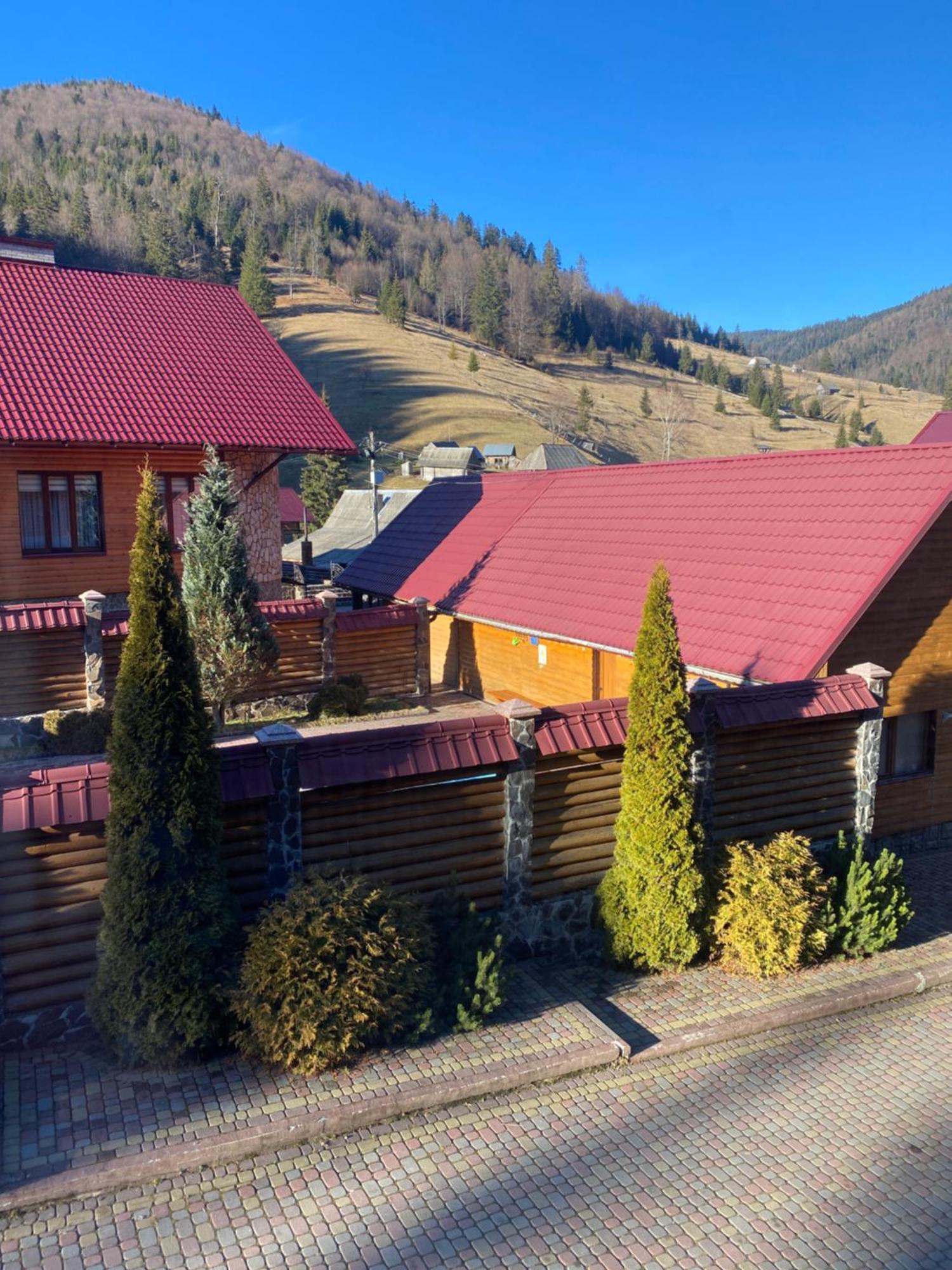 Hotel Арніка Synevyrsʼka Polyana Exterior foto