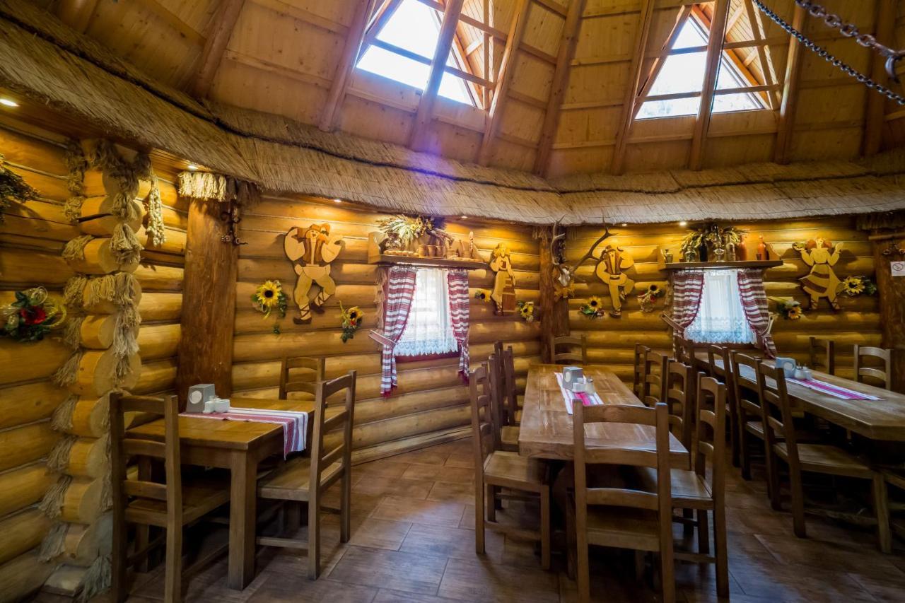 Hotel Арніка Synevyrsʼka Polyana Exterior foto