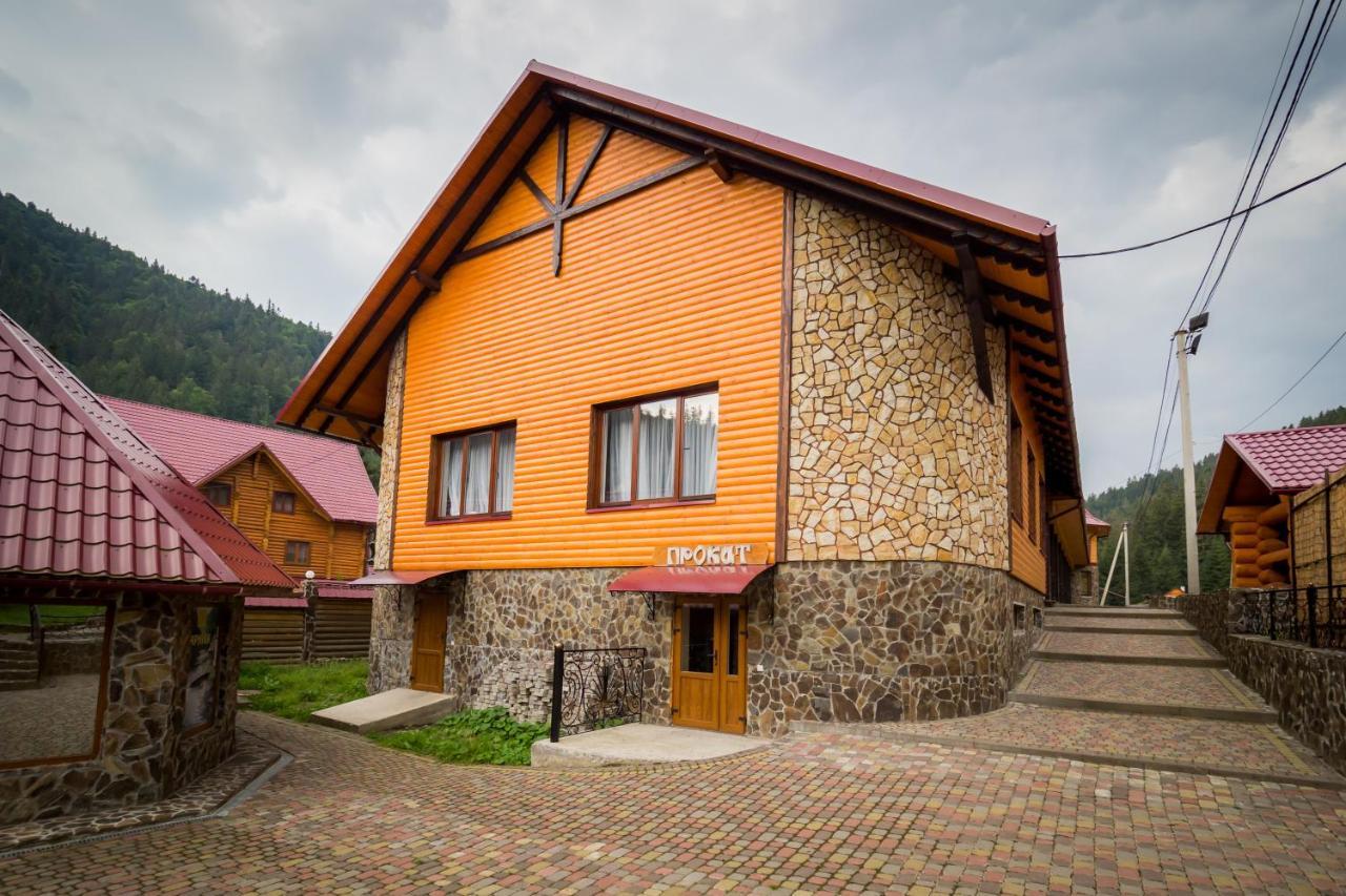 Hotel Арніка Synevyrsʼka Polyana Exterior foto
